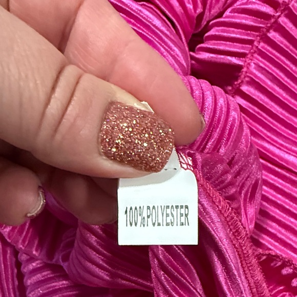 Vibrant Pleated Long Sleeve silk Dress - Picture 7 of 7